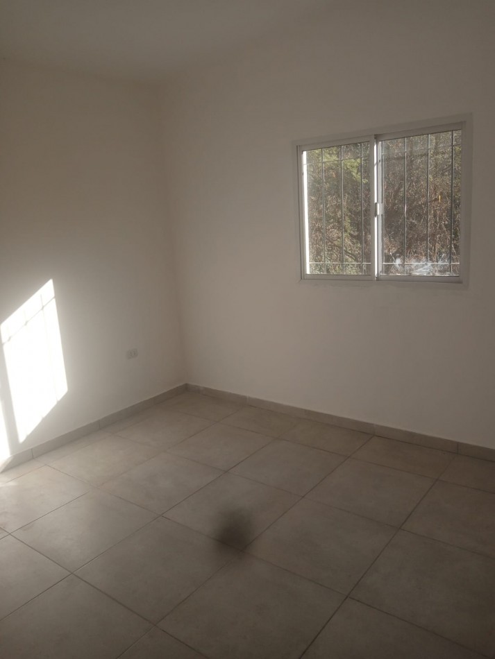 CASA EN ALQUILER