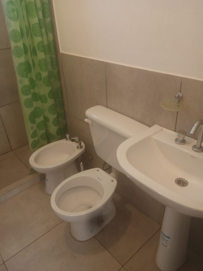 CASA EN ALQUILER